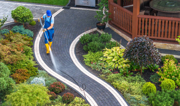 Best Garage Pressure Washing  in Landover, MD